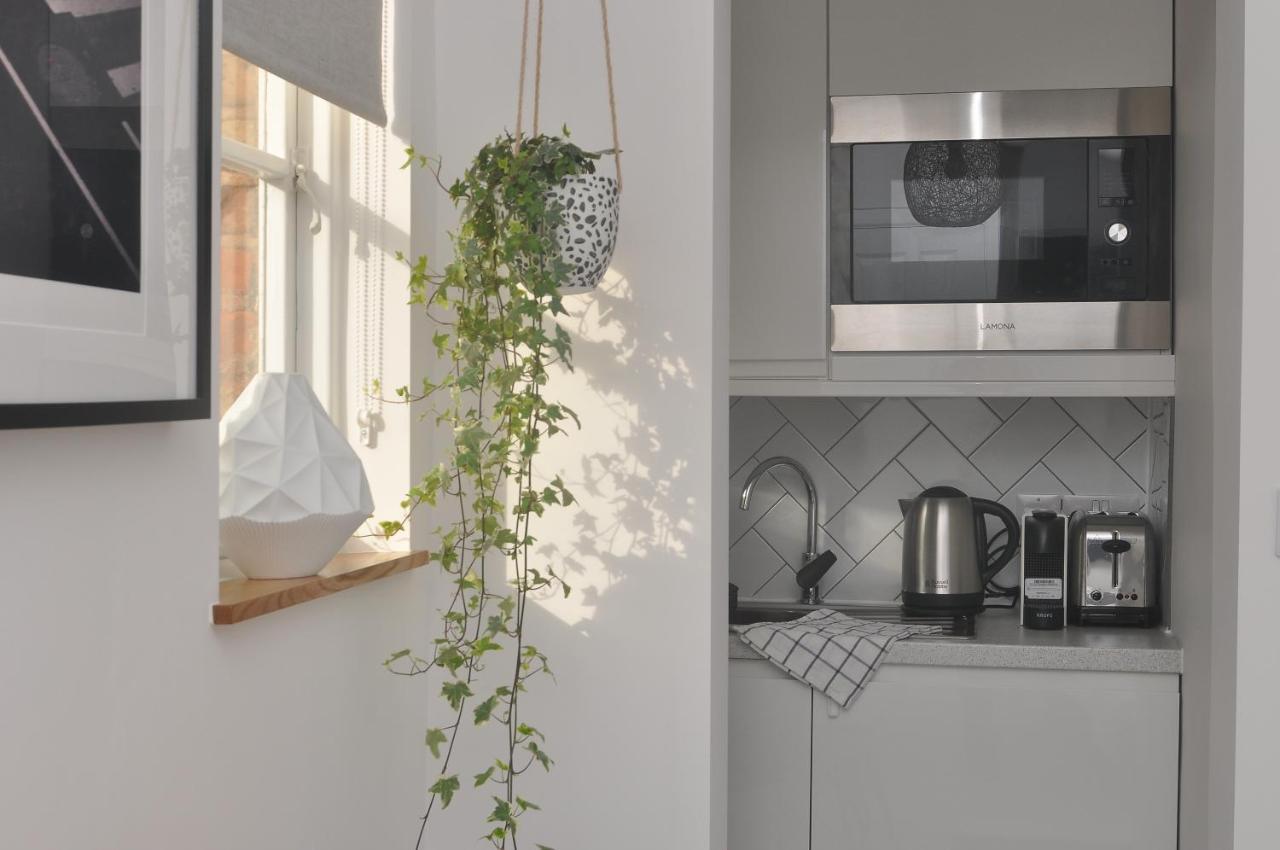 Bridge Street Apartments. Boutique Style Luxury, In The Heart Of Taunton. Kültér fotó